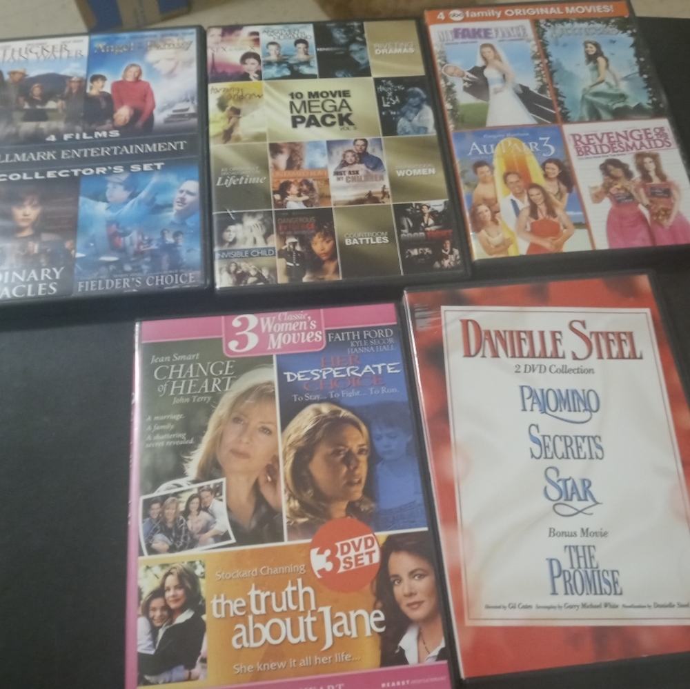 5 Dvds Bundle
